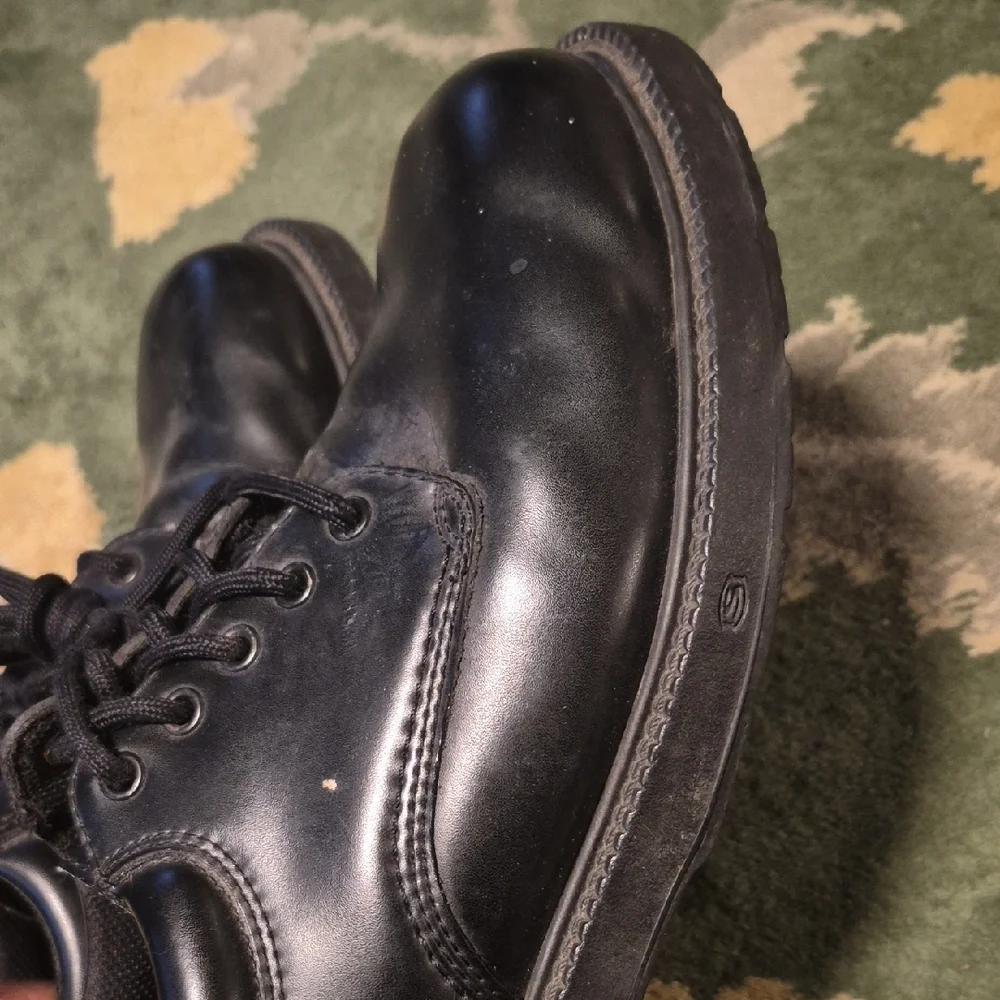 Skechers Men's Black Lace-Up Oxford Shoes